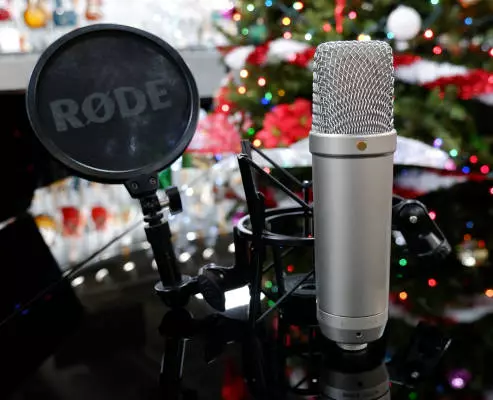 RODE - NT1-A Microphone Package 2
